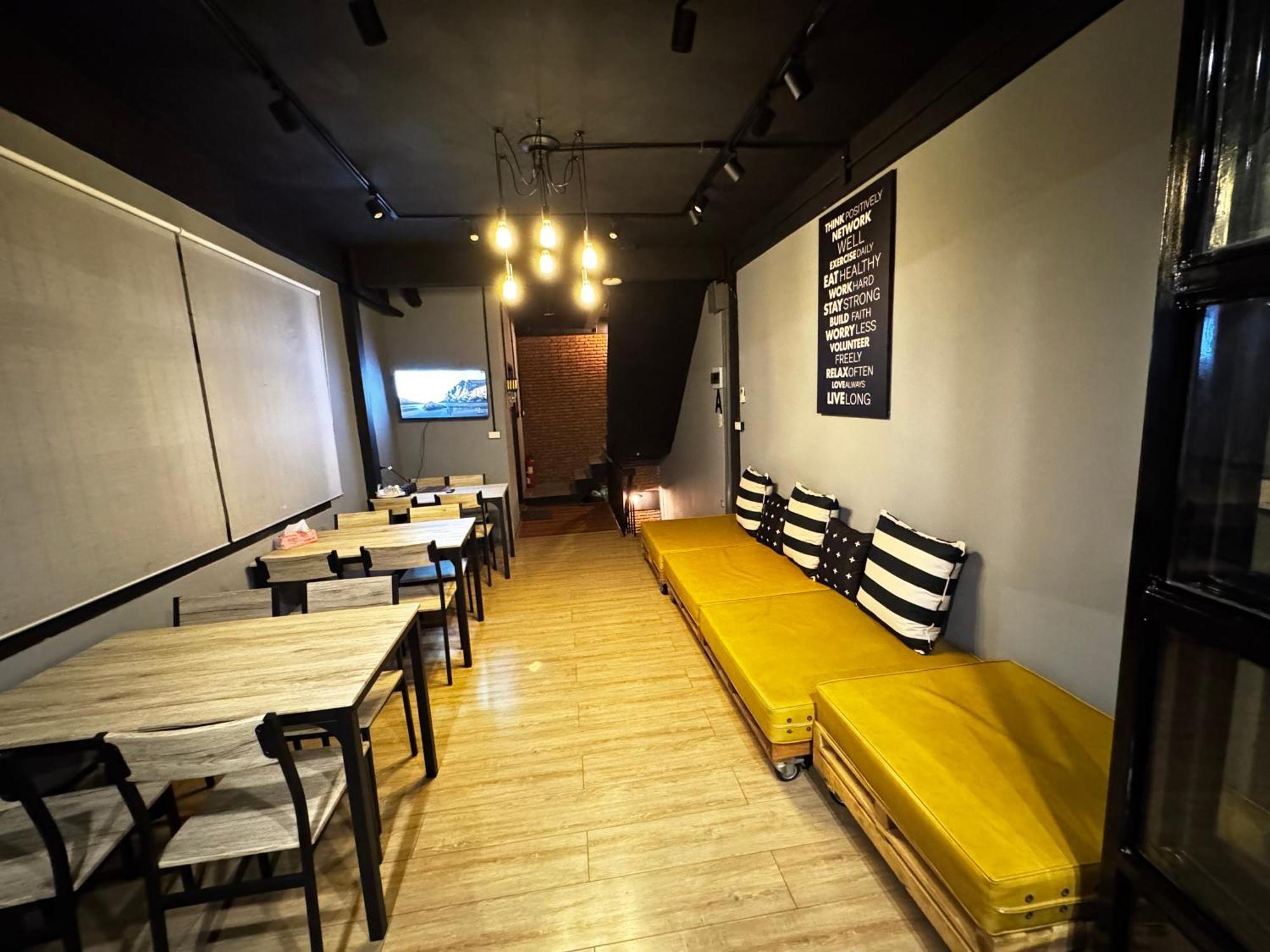 Stay At Pan Hostel Bangkok Ngoại thất bức ảnh