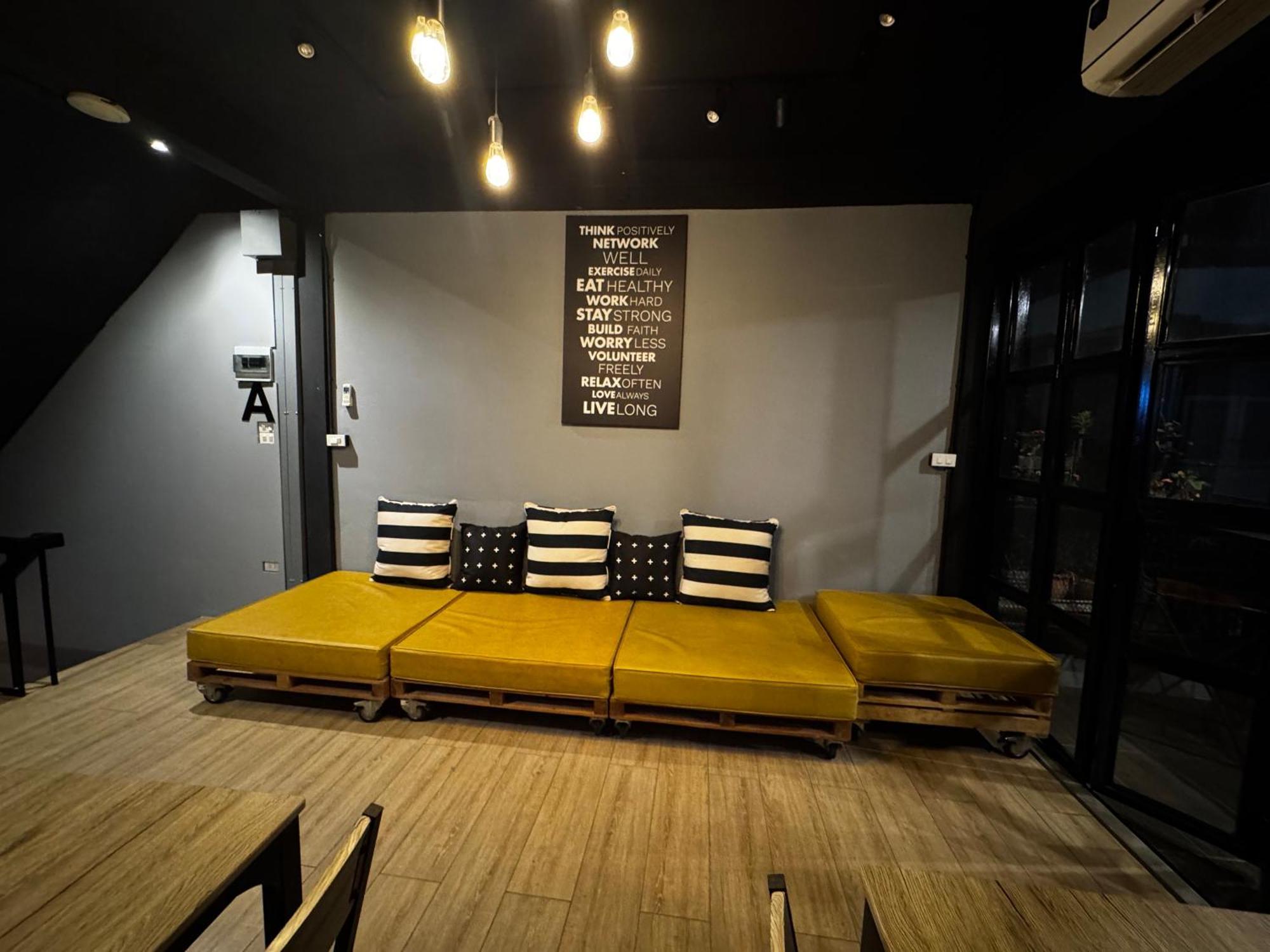 Stay At Pan Hostel Bangkok Ngoại thất bức ảnh